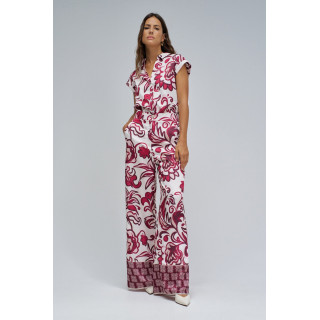 CALÇAS REGULAR FIT COM ESTAMPADO FLORAL